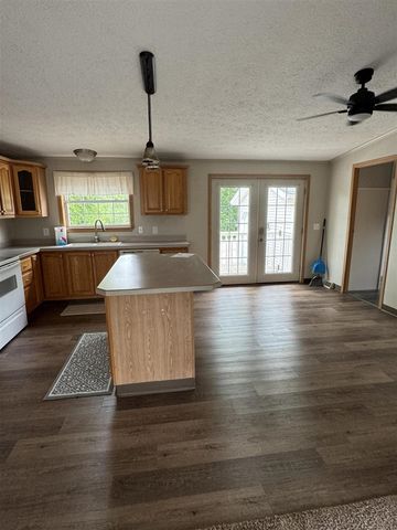 818 Raisin River Road, Three Rivers, MI 49093