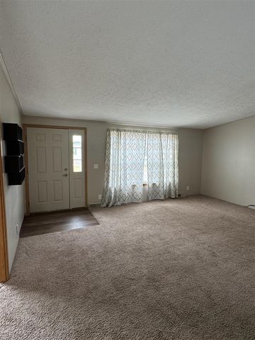 818 Raisin River Road, Three Rivers, MI 49093