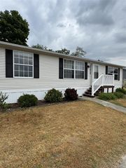 818 Raisin River Road, Three Rivers, MI 49093