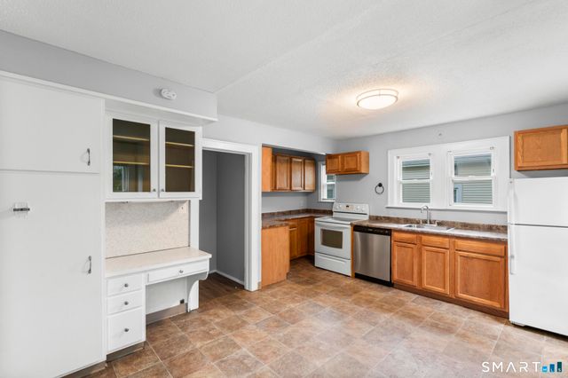156 Prospect Street, Bristol, CT 06010