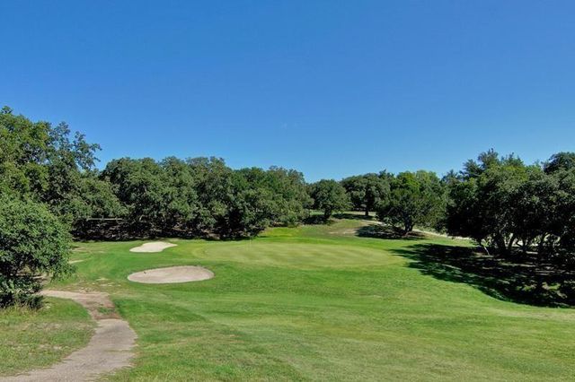203 Dunkeld DR, Spicewood, TX 78669
