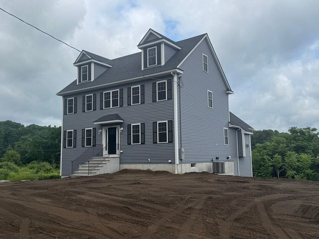 129 Old Westford Rd, Chelmsford, MA 01824