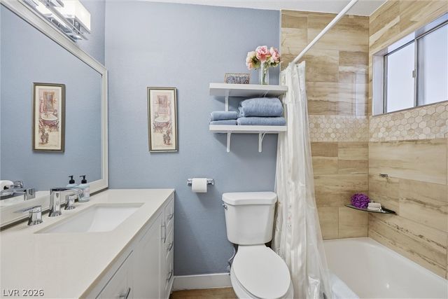 31 Onyx Way, Las Vegas, NV 89106