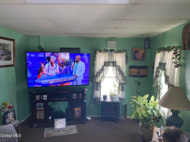 207 N Market Street, Johnstown, NY 12095