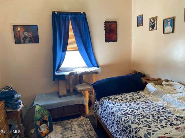 207 N Market Street, Johnstown, NY 12095