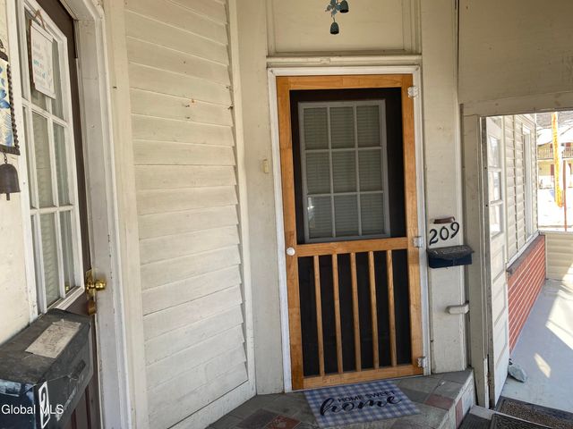 207 N Market Street, Johnstown, NY 12095