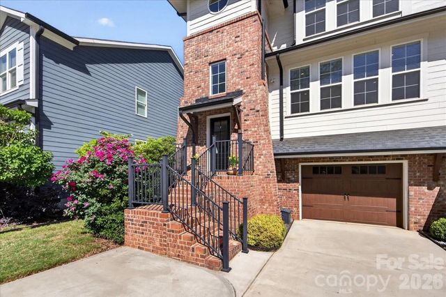 1413 Lomax Avenue, Charlotte, NC 28211