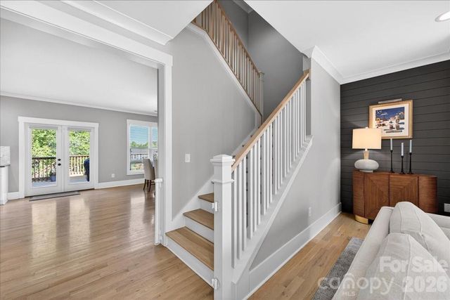 1413 Lomax Avenue, Charlotte, NC 28211