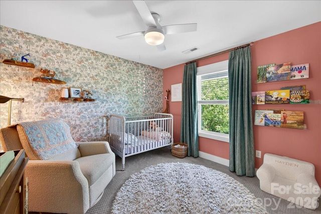 1413 Lomax Avenue, Charlotte, NC 28211