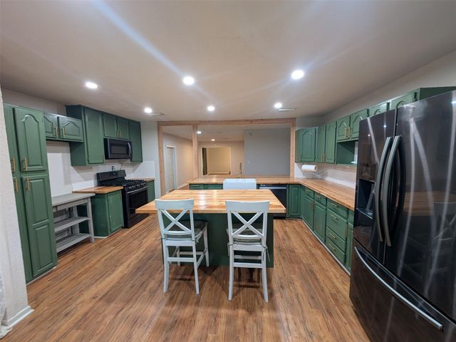 1909 Reese Street, Liberty, TX 77575