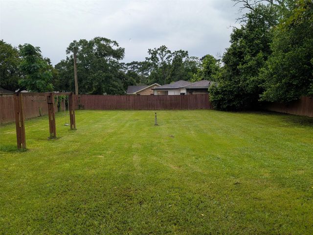1909 Reese Street, Liberty, TX 77575