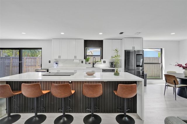 9371 SW 185th Ter, Cutler Bay, FL 33157