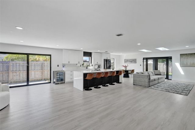 9371 SW 185th Ter, Cutler Bay, FL 33157