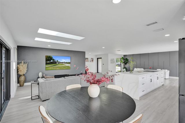 9371 SW 185th Ter, Cutler Bay, FL 33157