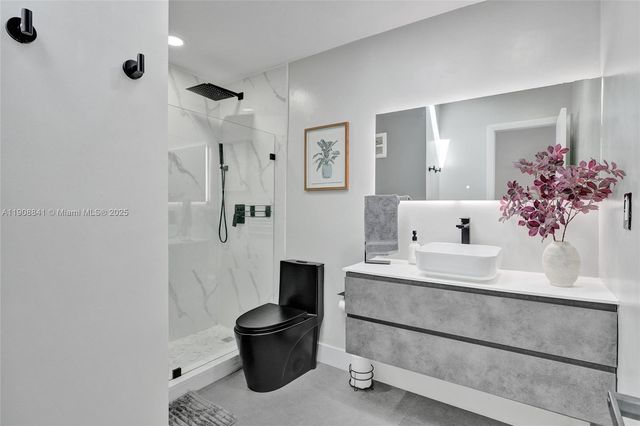 9371 SW 185th Ter, Cutler Bay, FL 33157