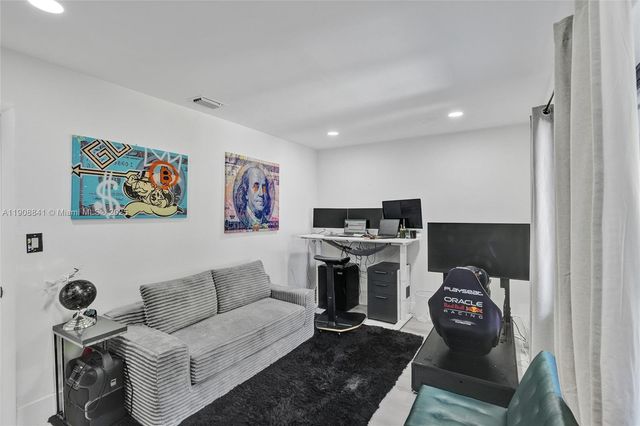 9371 SW 185th Ter, Cutler Bay, FL 33157