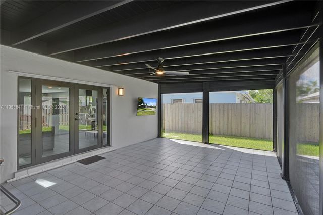 9371 SW 185th Ter, Cutler Bay, FL 33157