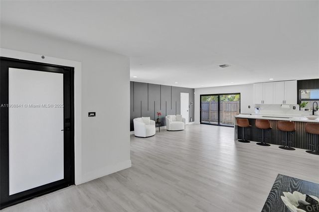 9371 SW 185th Ter, Cutler Bay, FL 33157