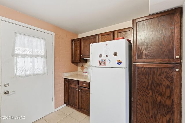 364 S Paseo Lobo, Green Valley, AZ 85614