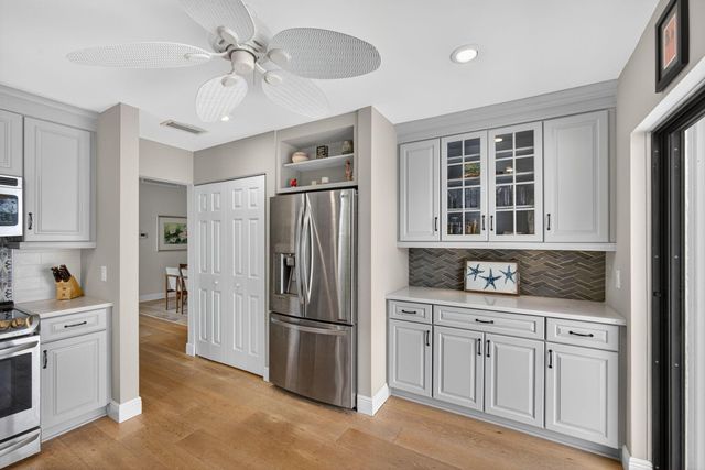 3604 Freshwater Drive, Jupiter, FL 33477