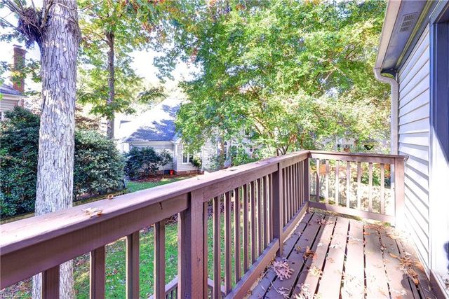 105 Gorham CT, Yorktown, VA 23693