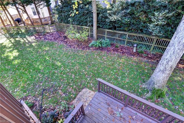 105 Gorham CT, Yorktown, VA 23693