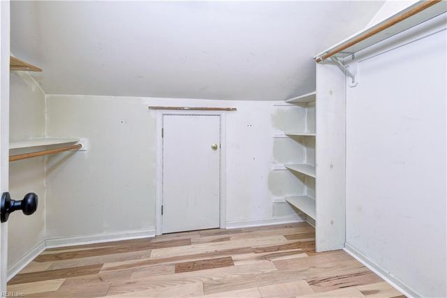 105 Gorham CT, Yorktown, VA 23693