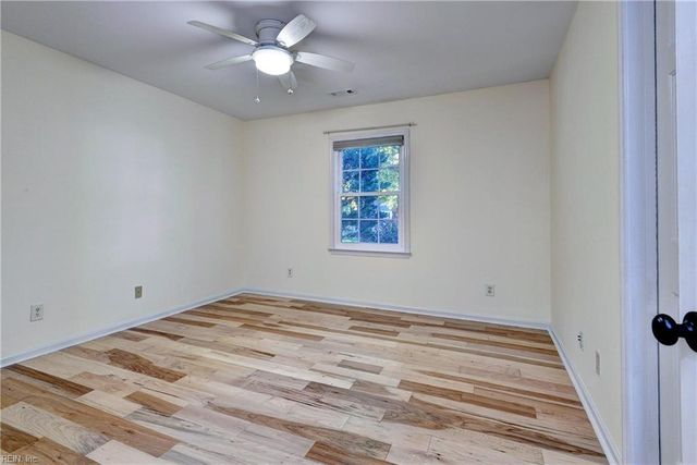 105 Gorham CT, Yorktown, VA 23693