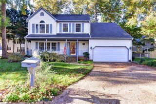 105 Gorham CT, Yorktown, VA 23693