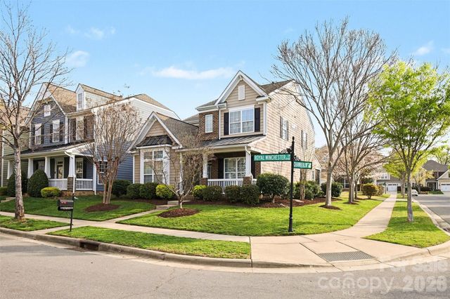 10433 Royal Winchester Drive, Charlotte, NC 28277