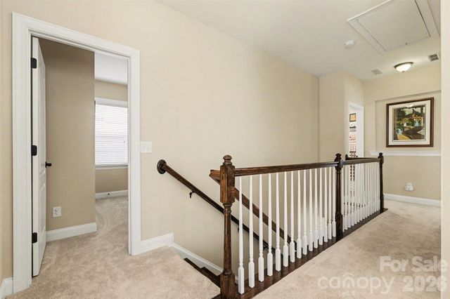 10433 Royal Winchester Drive, Charlotte, NC 28277