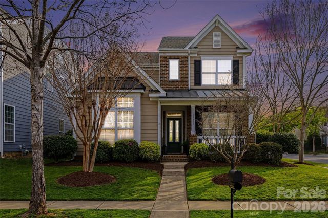 10433 Royal Winchester Drive, Charlotte, NC 28277