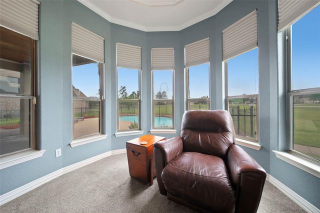 11710 Grandview Dr, Montgomery, TX 77356
