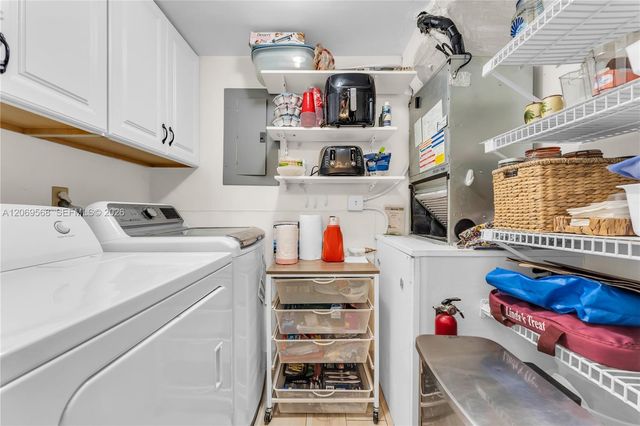 3561 Pine Tree Court D-1, Greenacres, FL 33463