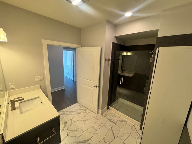 18 Cliveden St 505, Quincy, MA 02169