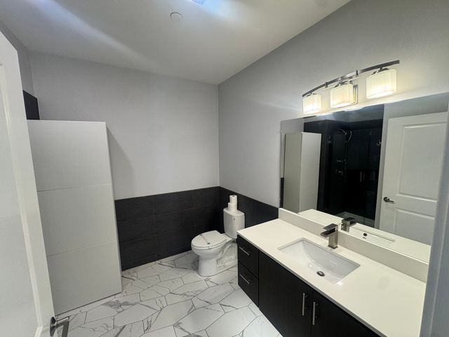 18 Cliveden St 505, Quincy, MA 02169