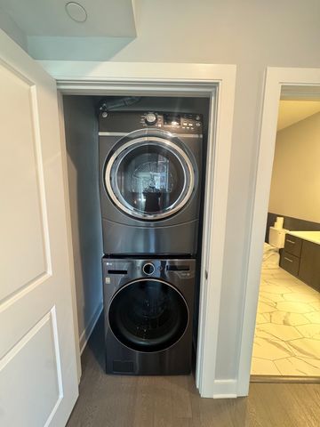 18 Cliveden St 505, Quincy, MA 02169