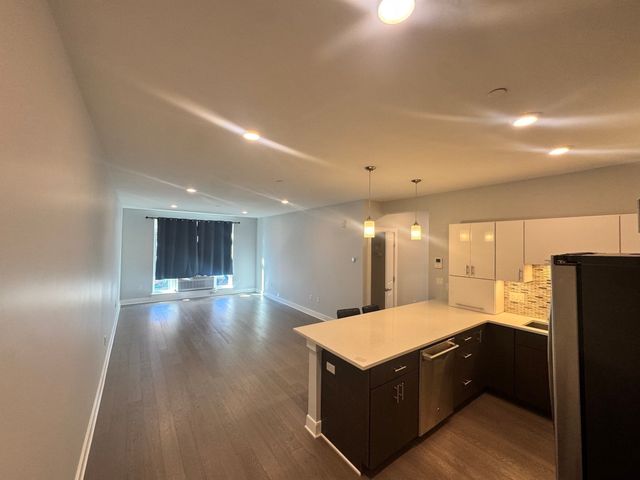 18 Cliveden St 505, Quincy, MA 02169