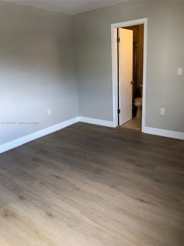 4708 SW 67th Ave L23, Miami, FL 33155