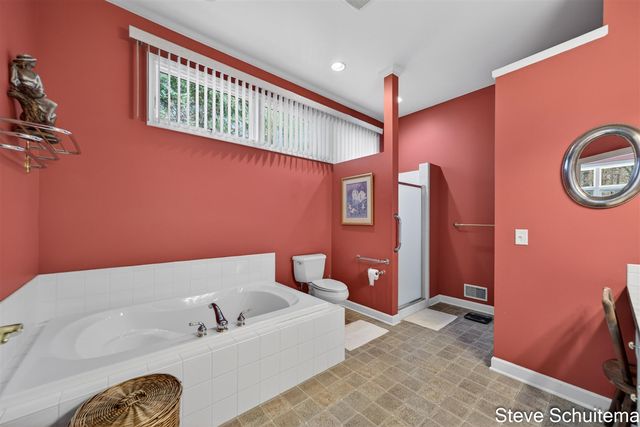 1949 Forest Glen Drive, Norton Shores, MI 49441