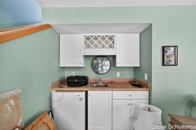 1949 Forest Glen Drive, Norton Shores, MI 49441