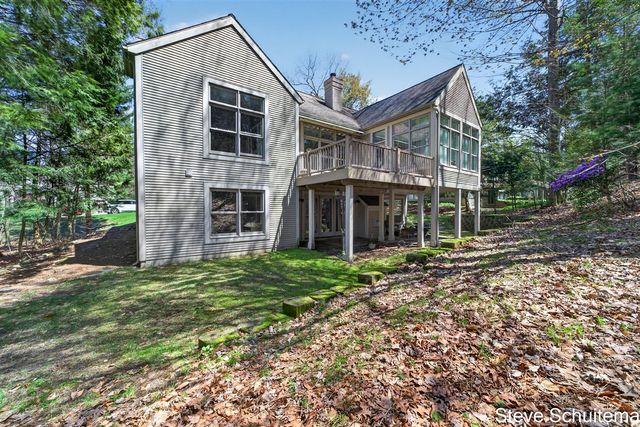 1949 Forest Glen Drive, Norton Shores, MI 49441