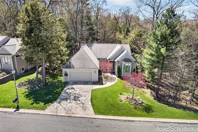 1949 Forest Glen Drive, Norton Shores, MI 49441