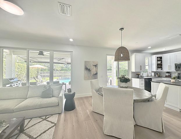 4299 Laurel Ridge Circle, Weston, FL 33331