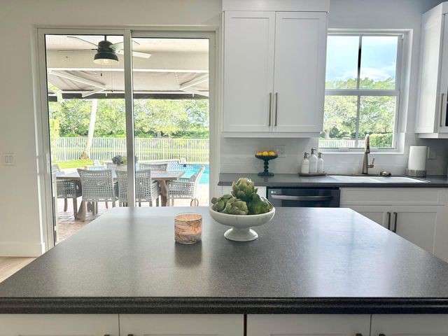 4299 Laurel Ridge Circle, Weston, FL 33331