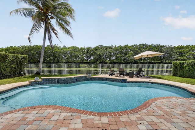 4299 Laurel Ridge Circle, Weston, FL 33331