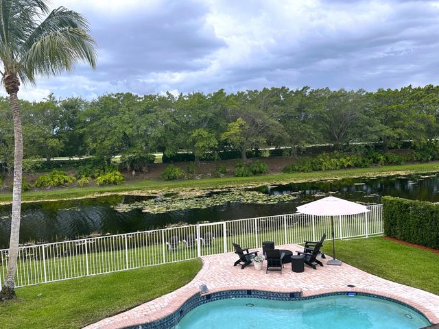 4299 Laurel Ridge Circle, Weston, FL 33331