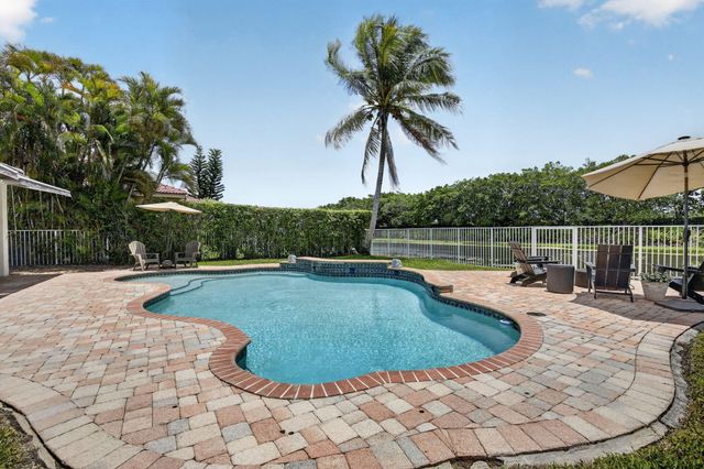 4299 Laurel Ridge Circle, Weston, FL 33331