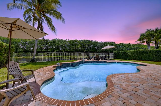 4299 Laurel Ridge Circle, Weston, FL 33331