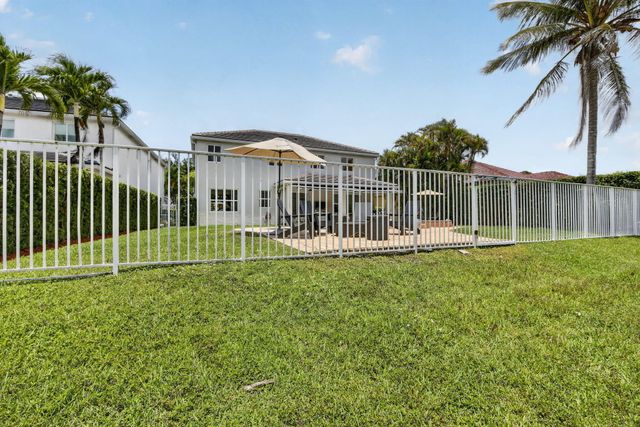 4299 Laurel Ridge Circle, Weston, FL 33331